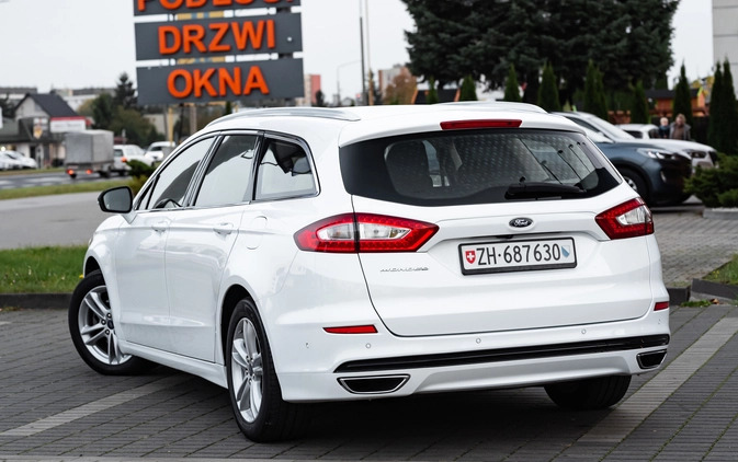 Ford Mondeo cena 55700 przebieg: 227000, rok produkcji 2017 z Dobrzyca małe 742